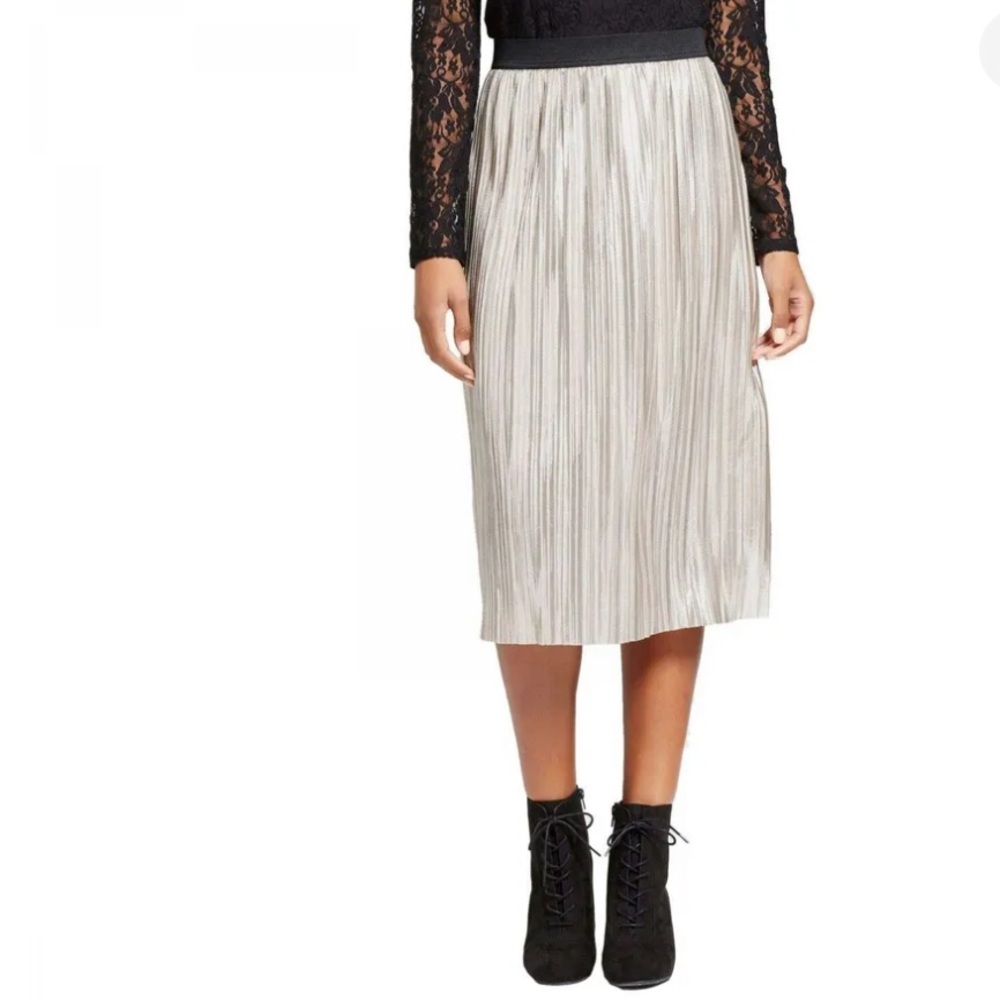 XHILARATION METALLIC GOLD PLEATED SKIRT ELASTIC WAIST SIZE XS